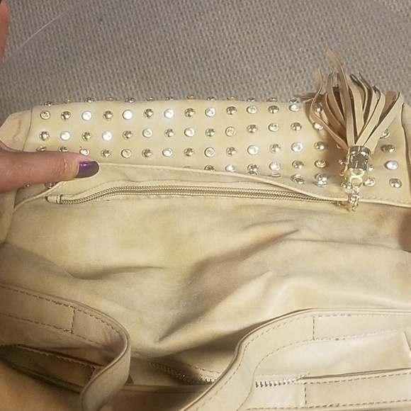 Satchel - Picture 4 of 4